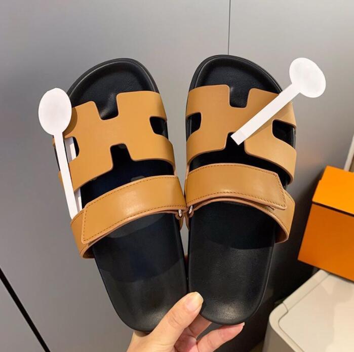 

Women Designers Flat Slides slippers Sandals Foam Runner Platform Genuine Leather shoes Sandal Beach Novelty Scuffs shoe mules Womens slippers 35-42, Brown