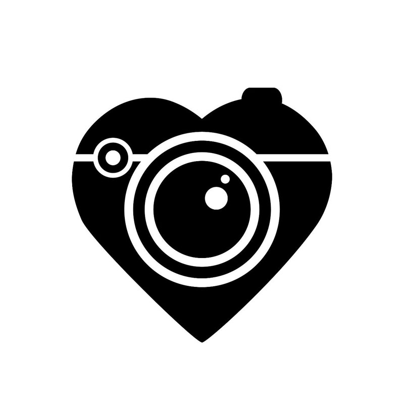 11.4CM*11.2CM Creative Heart Shaped Camera Vinyl Black Car Sticker C22-0854-image-687740102