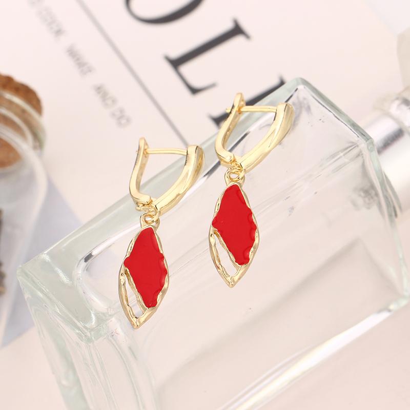 

Hoop & Huggie Special Hollow-carved Design Enamel Red Leaf Pendant Earrings For Women Piercing Dangle Earring Party Jewelry Gifts