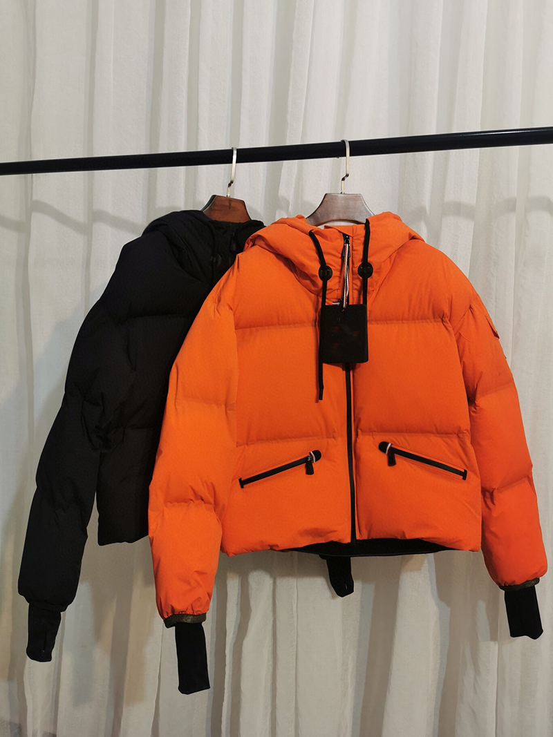 

5A Top Quality Designer Womens Monclair Allesaz Winter Short Down Jackets Parkas High Performance Bomber Snow Moncle Monler Moncl Ladies Out, Black