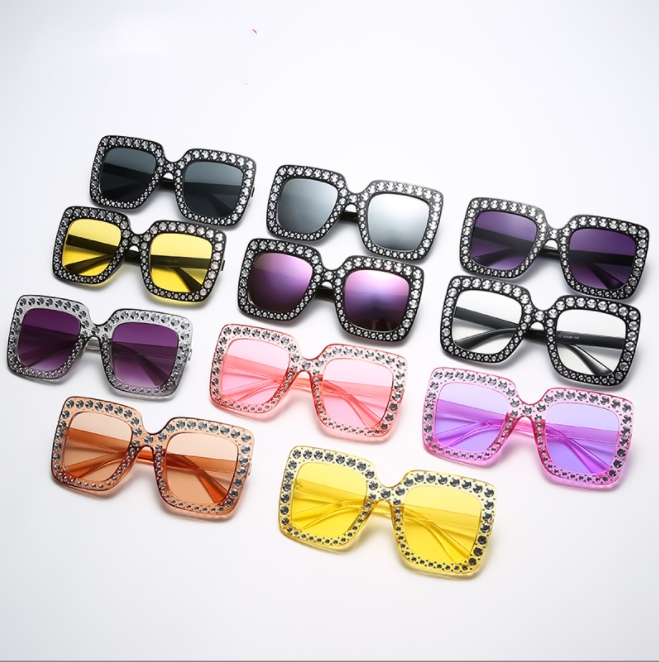 

Wholesale Diamond-Plated Big Frame Sunglasses Sky Star Retro Square Sun Glasses Dazzle Color Ocean Glasses Eyeglasses