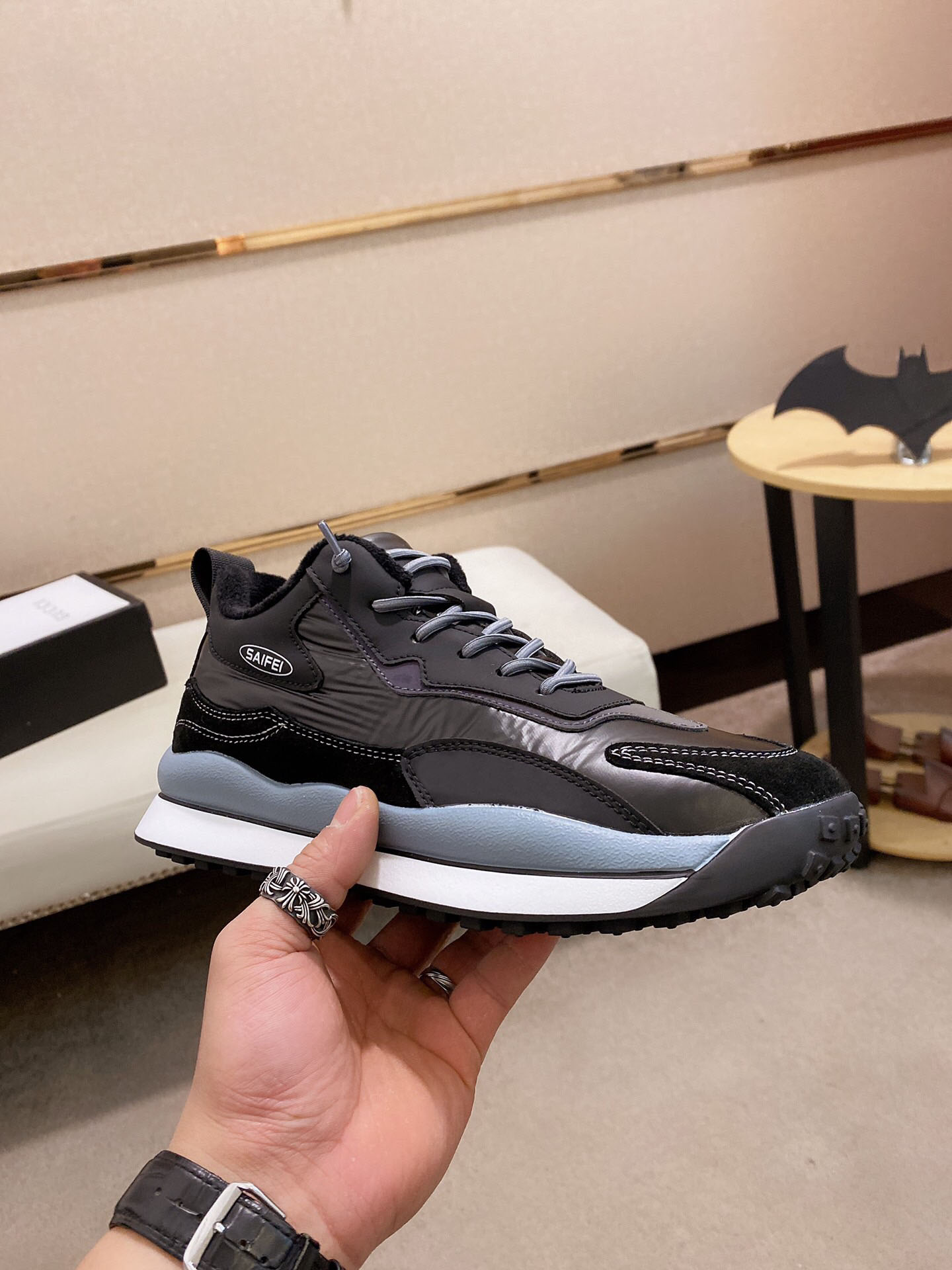 

New Popular Designer High Quality 2021 Men's Fashion Brand Platform Breathable Sneakers Outdoors Race Runner Casual Shoes Size 38-44, Black