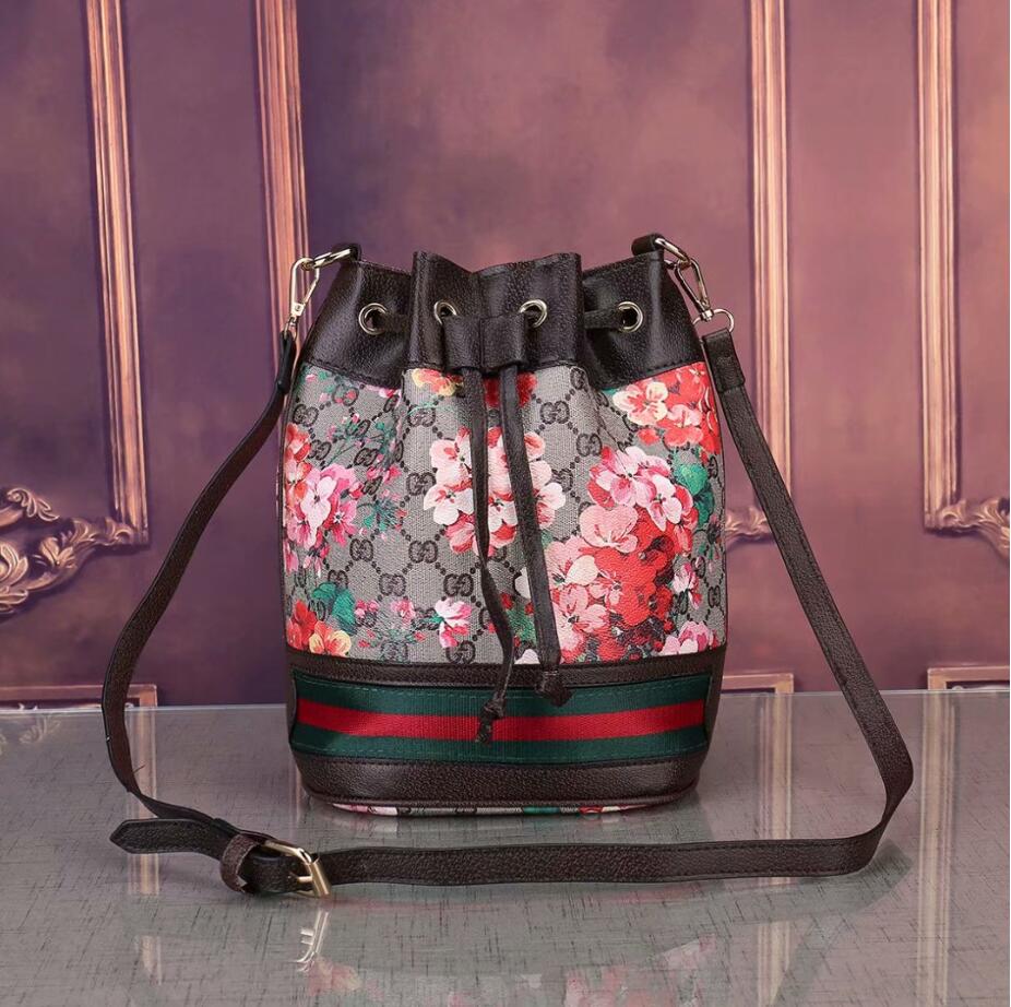 

5A Highest Quality Fashion Women's Evening Coin Purse Embossed Classic Clutch Wallet Designers Bag Box Dustbags handbags with tags hand, Red;black