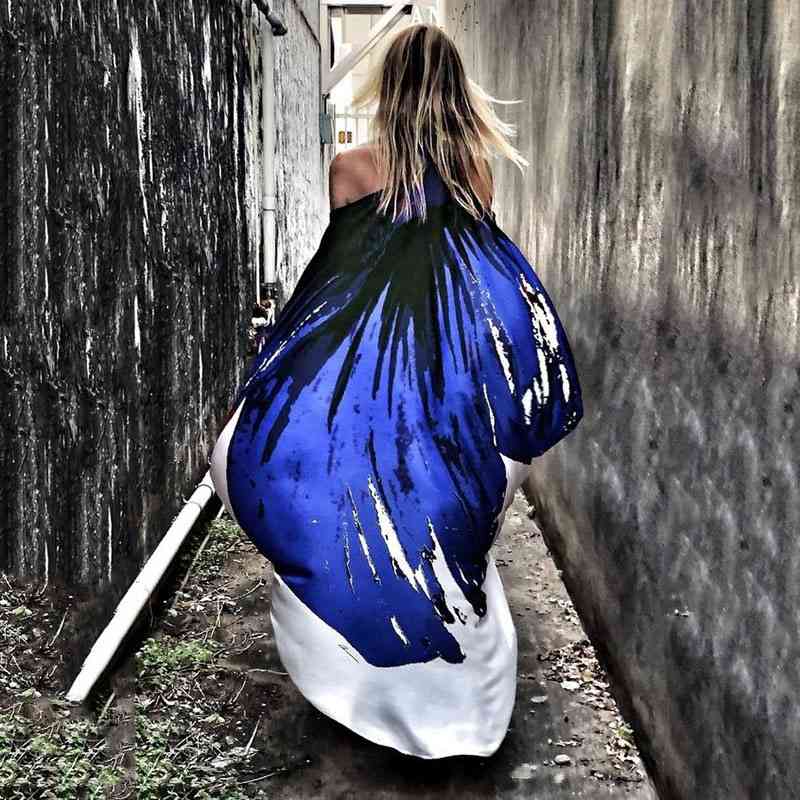 

2021 spring new slant shoulder casual beach holiday dress, Black;gray