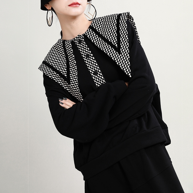 

Autumn and winter 2021 new Plaid doll collar Pullover loose sweater women's design, Black