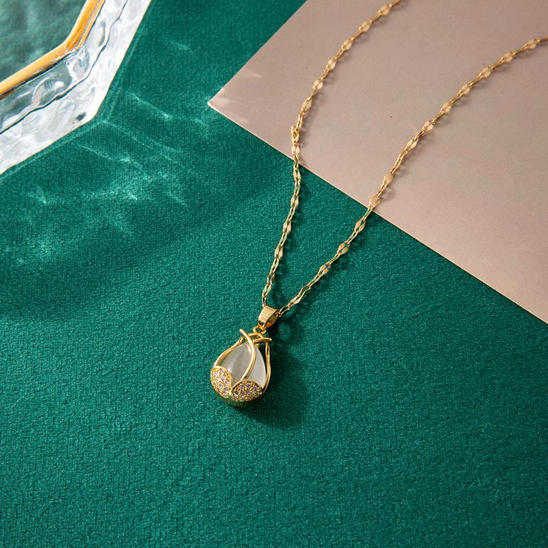 

Pendant Necklaces BONLAVIE Cat's Eye Stone Tulip Necklace Female Ins Exquisite18K Gold Water Drop Clavicle Chain, Silver
