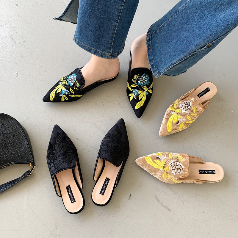 

Sandals Woman pointed toe slippers slide in fashion embroider crutches female shoes casual ladies sandals slides 3DVS, 1# shoe box