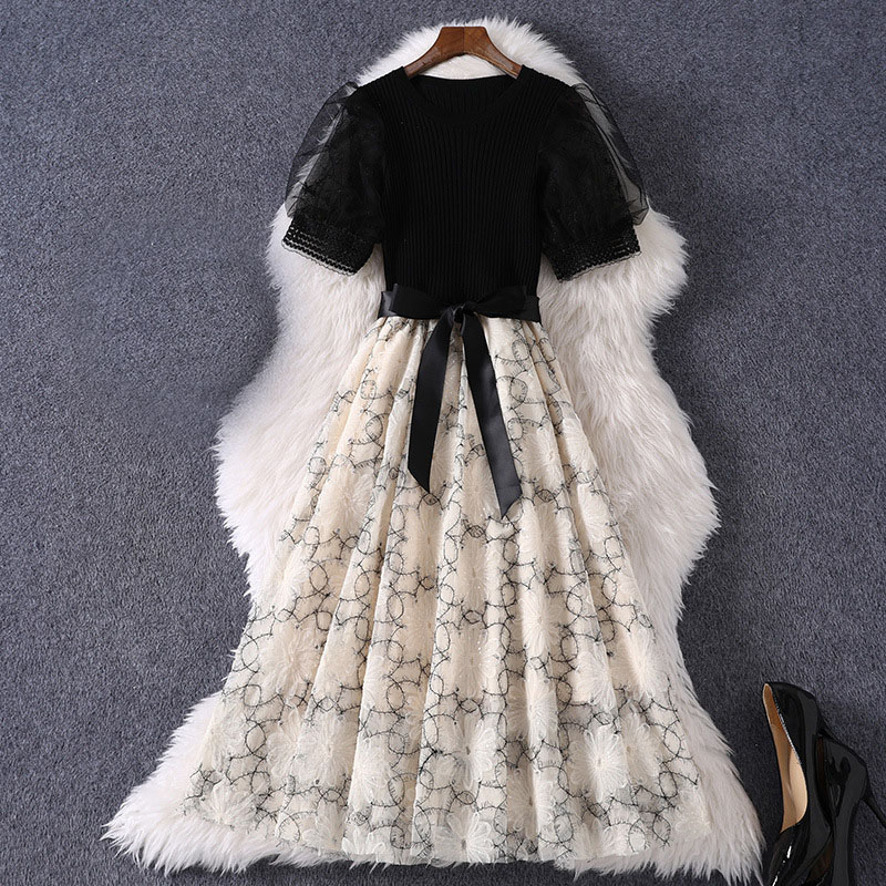 

2021 Summer 1/2 Half Sleeve Round Neck Black Tulle Floral Embroidery Panelled Knitted Mid-Calf Dress Elegant Casual Dresses 21A198A977, Black;gray