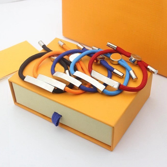 Fashion 4Couleurs en acier de titane réglable et bracelet filé de titane pour amateurs avec boîte de cadeaux de cadeau en stock SL009