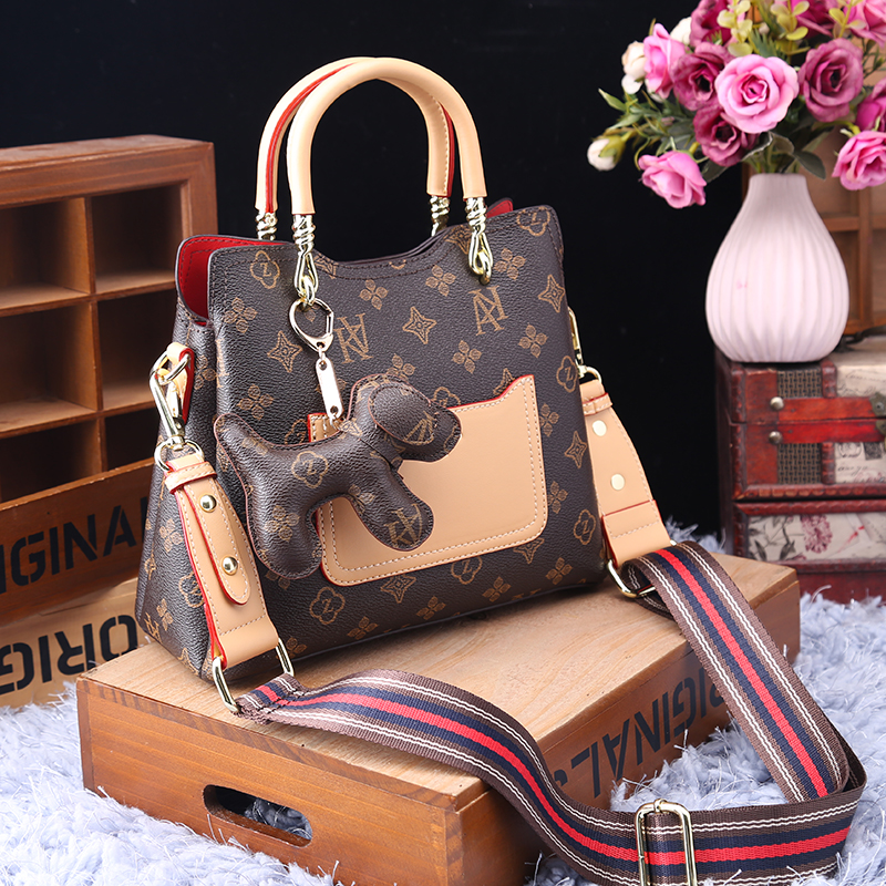 

Women Genuine Leather Handbag 2021 New Fashion Large Handbags Ladies Casual All-match Single Shoulder Messenger Bags Luis Viton, Coffee
