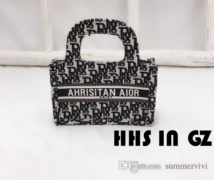 

Lady style children letter printed handbags girls square woolen messenger bag kids straps single shoulder bags Q1237, Black