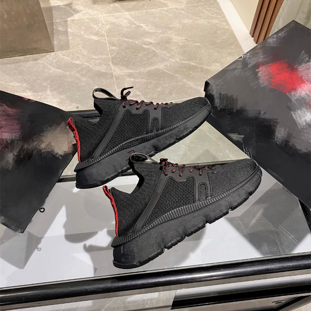 The latest mesh breathable casual shoes Luxury Designer Black Grey White lace-up Platform sneakers Unisex style Mens sport sneaker Womens outdoor