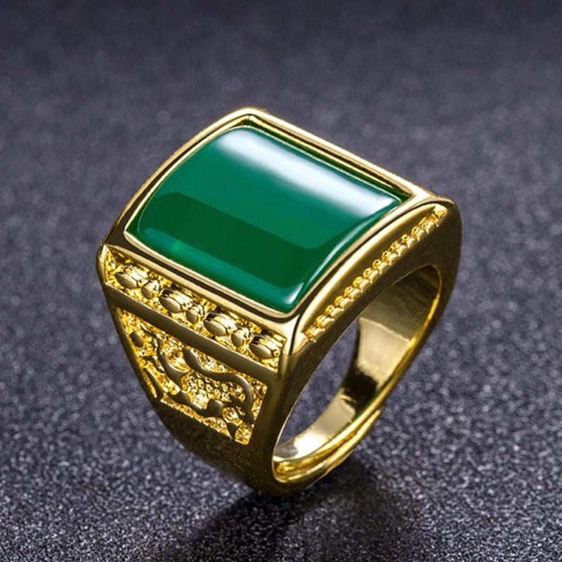 

Vintage Carving Fashion Green Jade Emerald Gemstones Bague Rings For Men Gold Tone Jewelry Band Agate Bijoux Accessories Gifts Cluster