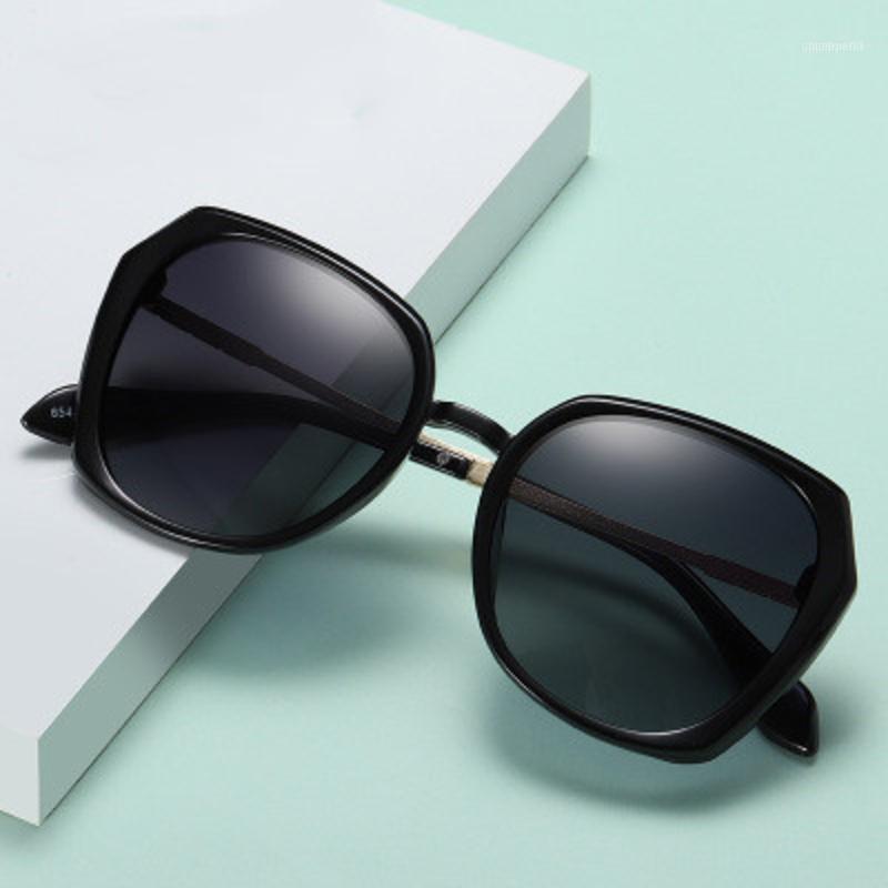 

Sunglasses NAUQ Fashion Large Frame Women 2021 Brand Designer Classic Polarized Sun Glasses Woman Retro Square Eyewear UV4001