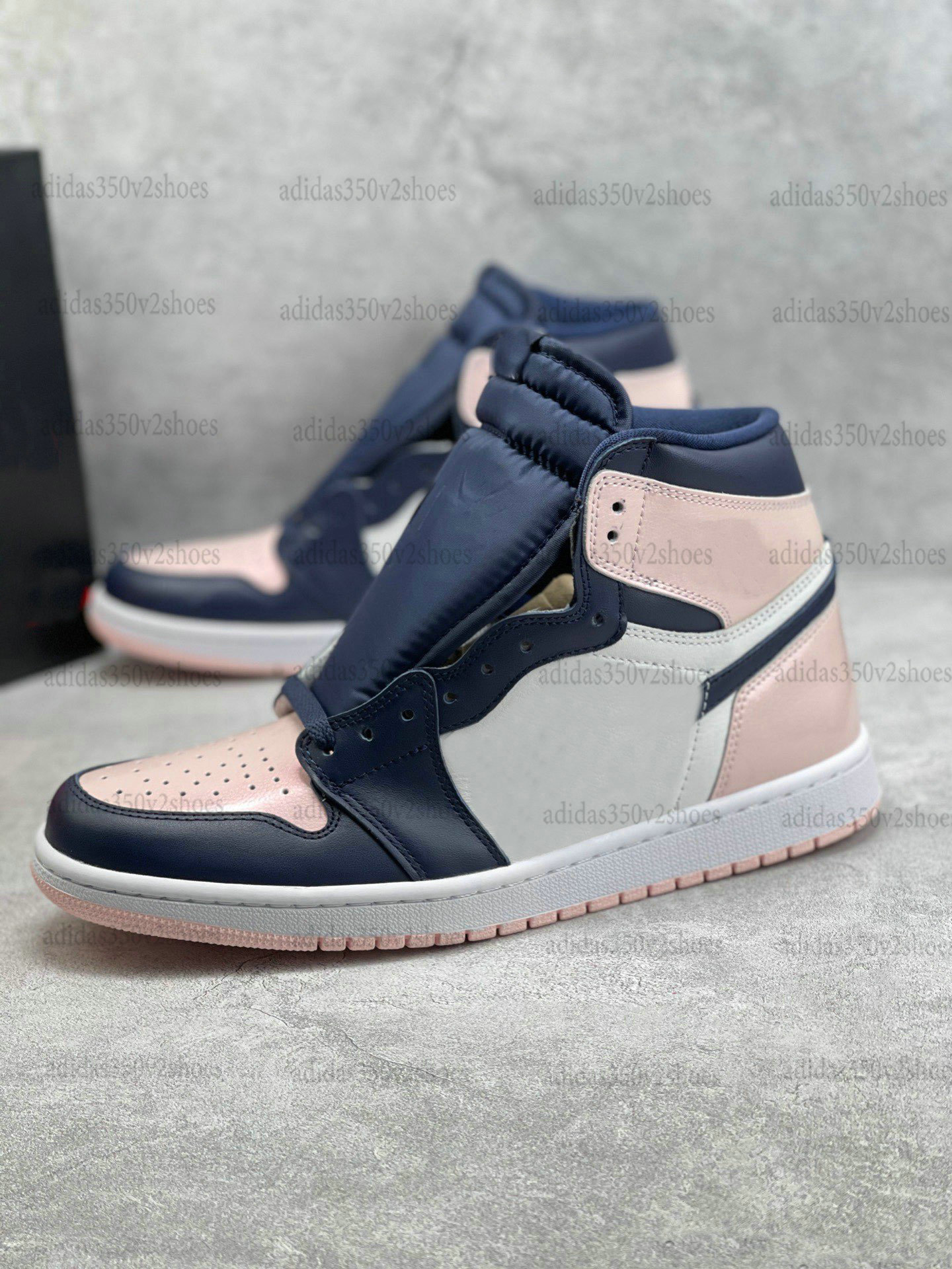 

1 High OG Atmosphere Retro Men Womens Basketball Shoes 1s White Laser Pink Obsidian Lychee Trainer Sports Sneakers, 01