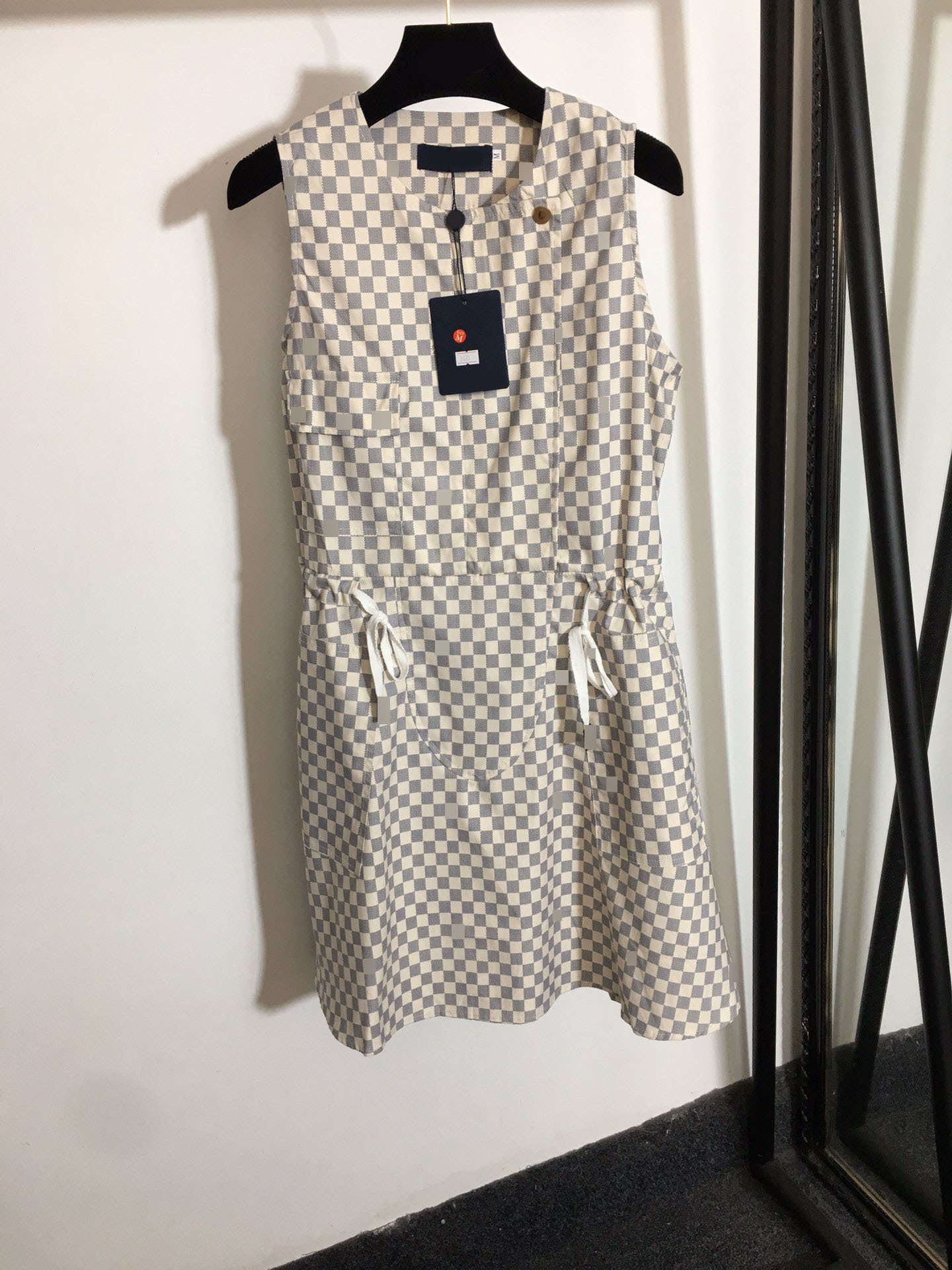 

625 2021 Runway Dress Spring Summer Dress Brand Same Style Empire Crew Neck Sleeveless Womens Dress Fashion High Quality meiyI, White