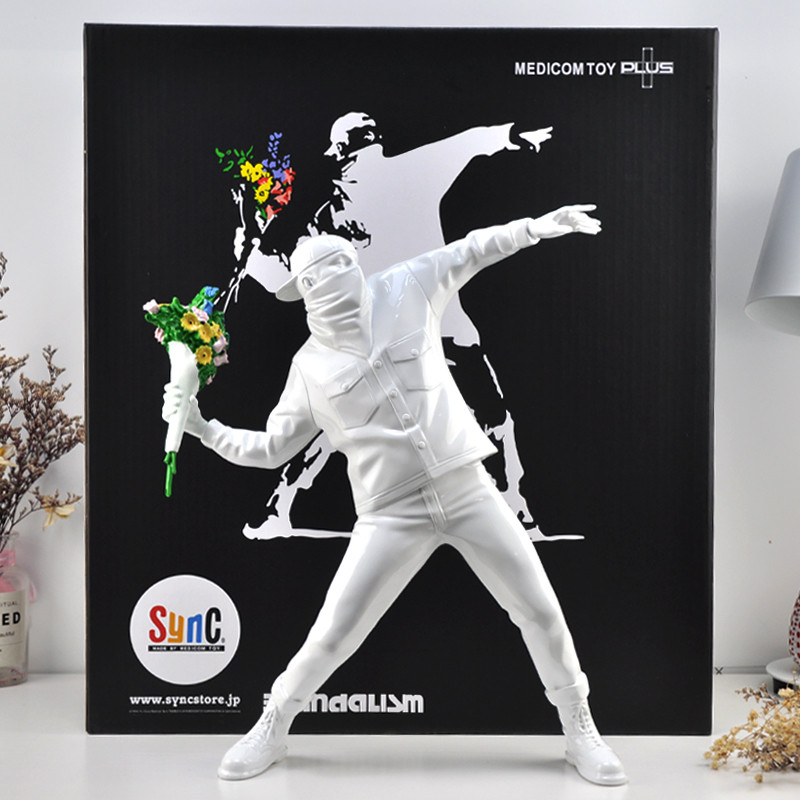 

Modern Art Banksy Flower Bomber Resin Action Toy Figures England Street Sculpture Statue bombers PolystoneFigurine Collectible Toys & Gifts, Gray