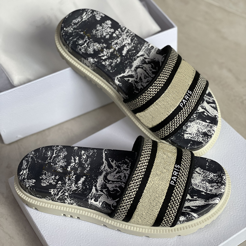 

Toile de Jouy Reverse Embroidered Cotton Sandals Dway Slide Slipper Black ChunkyÂ Platform Flat Flip Flops Engraved Star Rubber Sole With Box