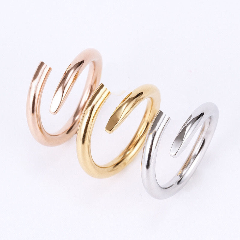 

Designer titanium steel single nail ring European and American fashion men's diamond Band rings high quality luxury ladies jewelry gift