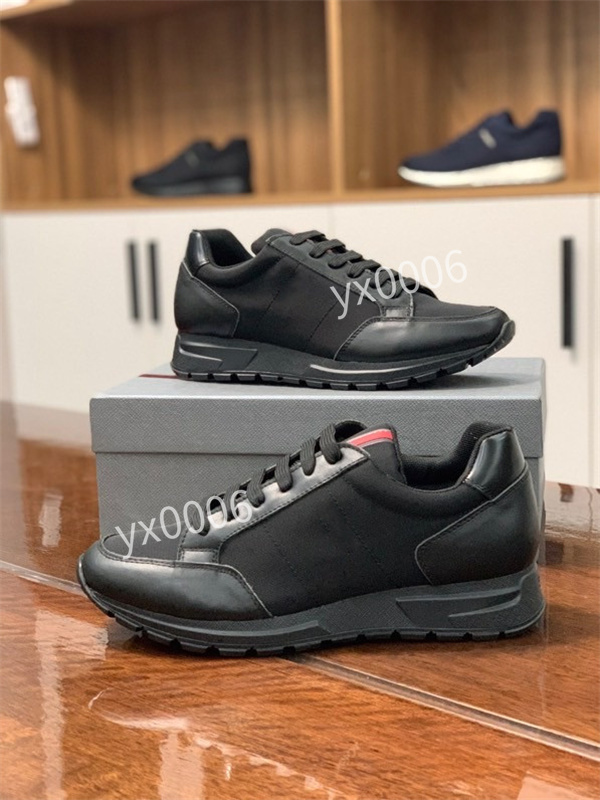 

2021 Designer Camouflage Sneaker Womens Mens 39-46 Rivet Shoes Studded Flats Mesh Camo Suede Leather Casual Trainers Rockrunner Shoe Chaussures xg210701, Choose the color