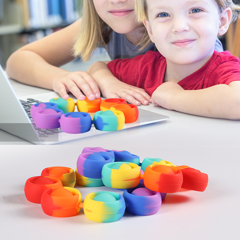 

Squeeze edamame release children bubble band toy bracelet