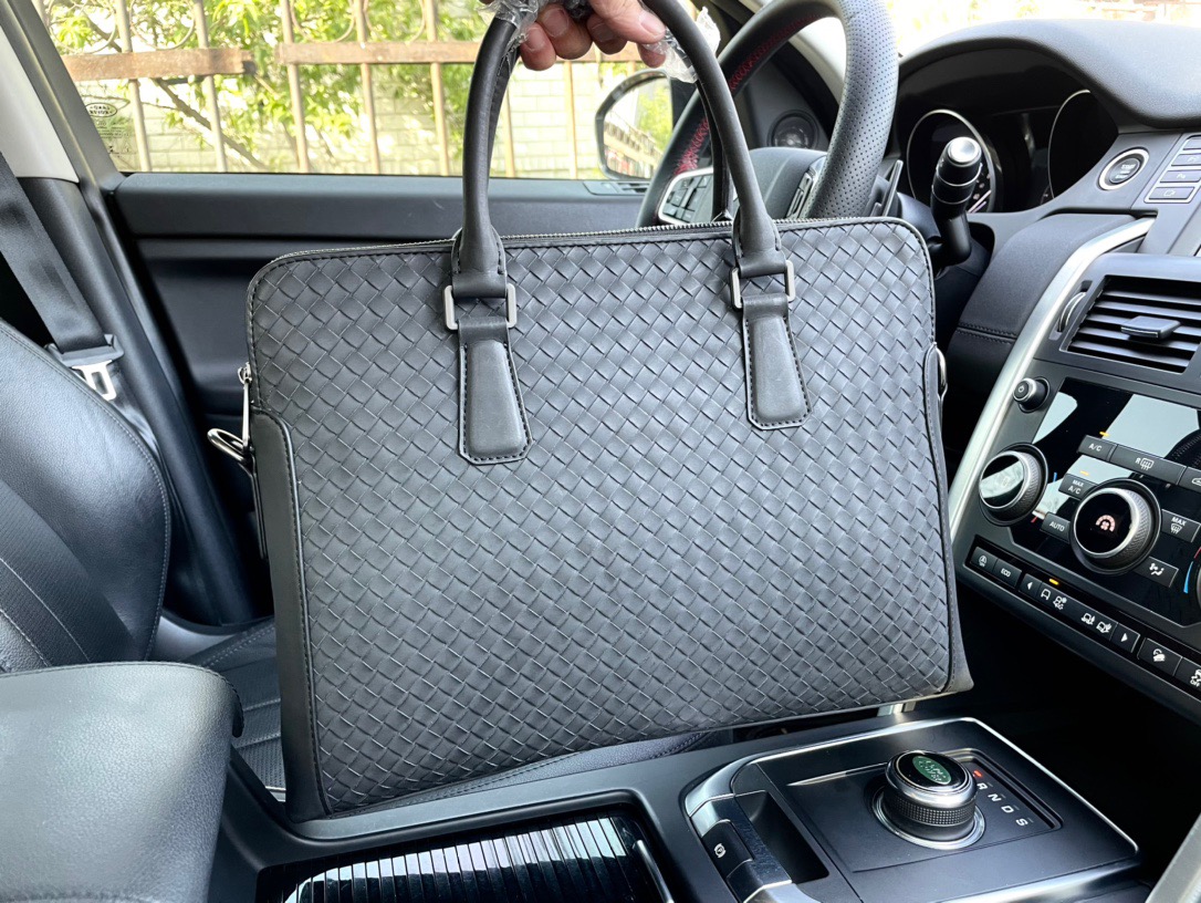 

2021 Luxury high-end classic Duffel Bags heart-shaped Outdoor Packs genuine leather rectangular flip Sport wholesale#315, 39cm*28cm*5cm