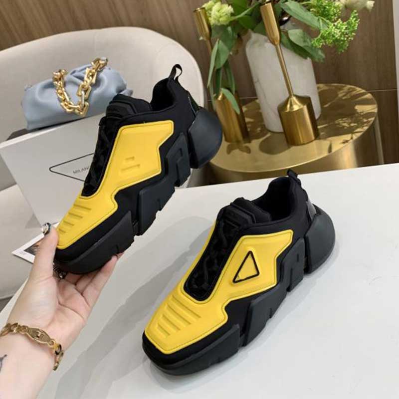 

Mens and womens low-top casual shoes Lates P Cloudbust Thunder lace-up technical fabric sneakers capsule series color-blocking triangle pattern high quality, Red