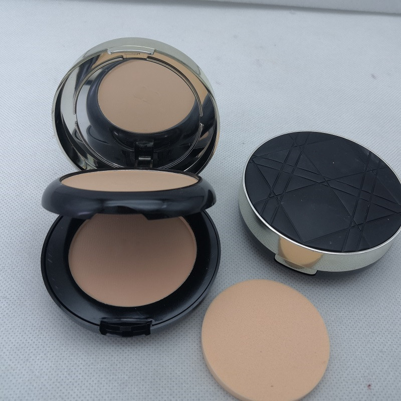 

Two CD double-layer liquid foundation pressed powder makeup Beauty Mat Nature 12g Pouder de beaute Embellissante
