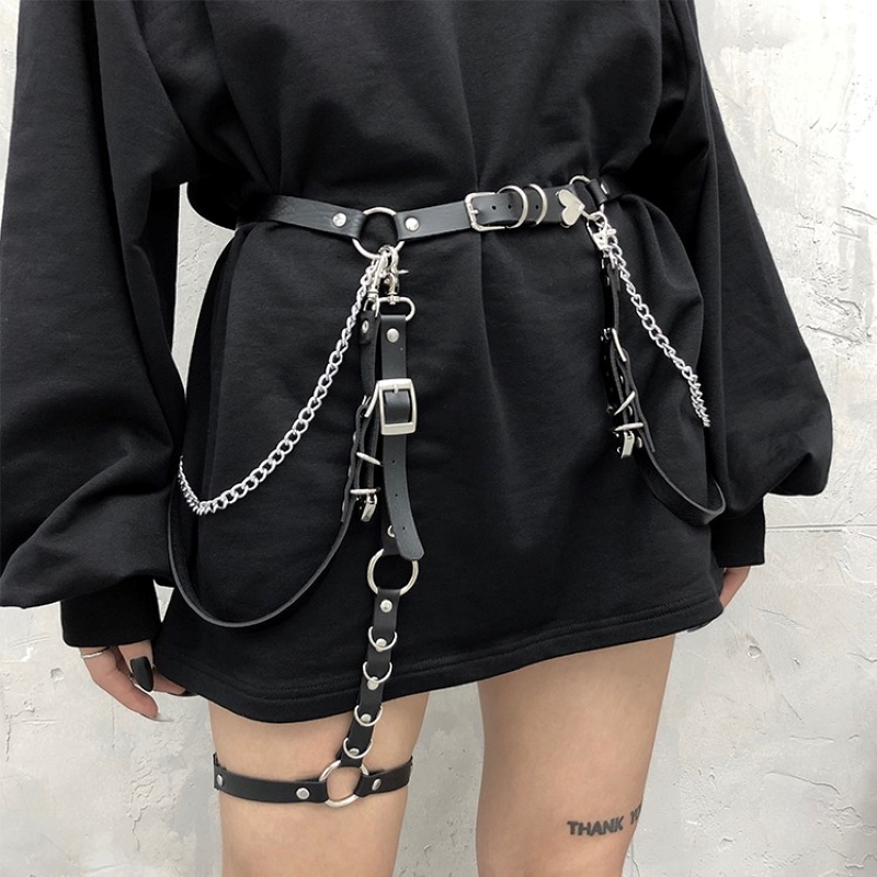 

Women Skirt Belt Love Heart Hiphop Gothic Adjustable Waist Belt Chain Girl Pu Leather Harajuku Harness Leg Belt for Jk Dress for, Black