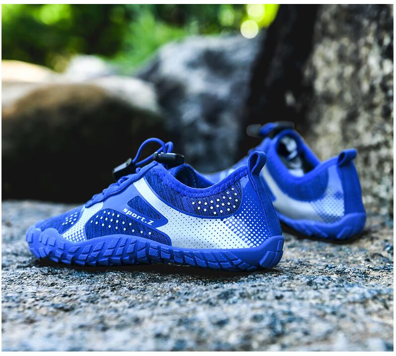 

Children Summer Water Shoes Beach Shoes Breathable Non-slip Sport Mesh Solid Color Kids Boys Girls Sneaker Comfortable Foot Wading Aqua Shoes, Blue