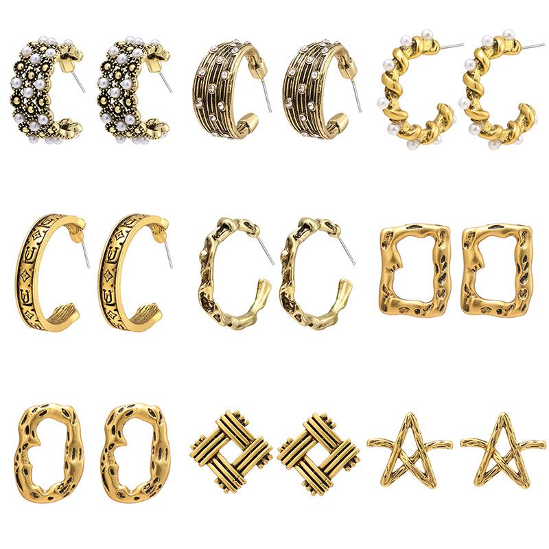 

simple Retro Carved pattern Stud earrings matte gold round heart-shaped hollow triangle star geometric inlaid pearl rhinestone earring woman ear jewelry gift