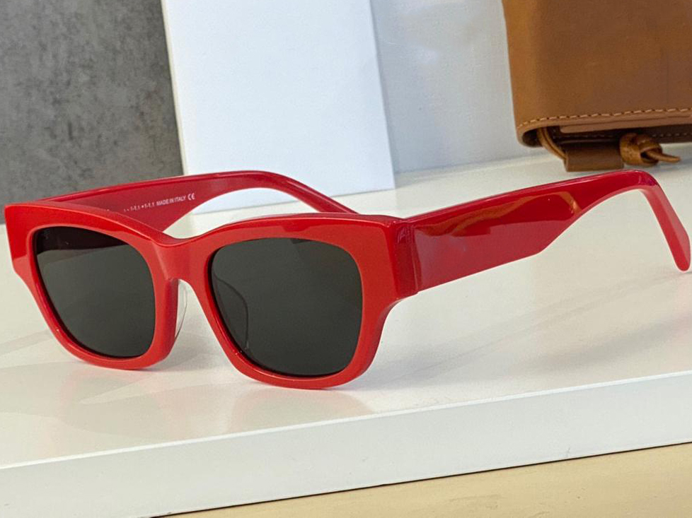 

Summer Sunglasses For Men Women 40197U Style Anti-Ultraviolet Retro Plate Full Frame Fashion Eyeglasses Random Box