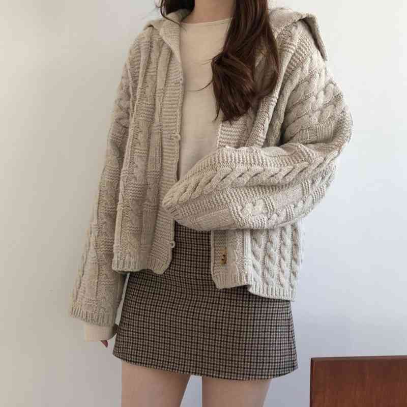 

Spring Autumn Sweater Loose Turn Down Collar Short Solid Cardigan Ladies Korean Casual Chic Pull Knitted Coats 210602, Beige