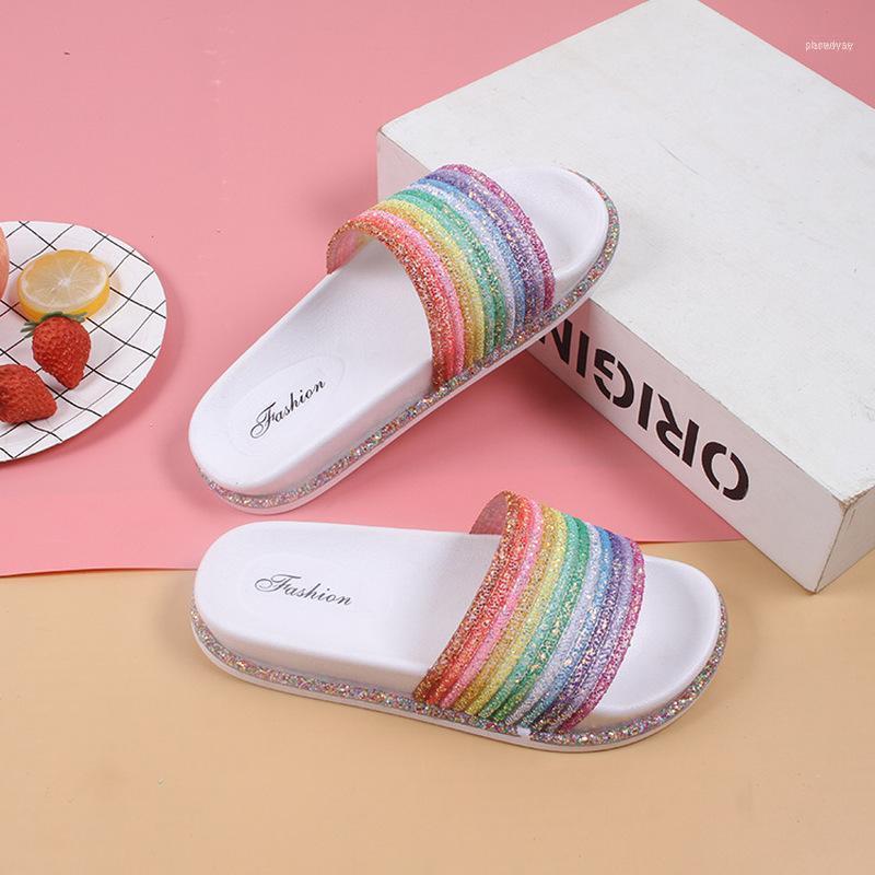 Pantoufles arc-en-ciel Bling pour filles Summer Sumle Soft Beach dames Diapositives Appartements Chaussures Accueil Femmes Sliper Chaussures exté