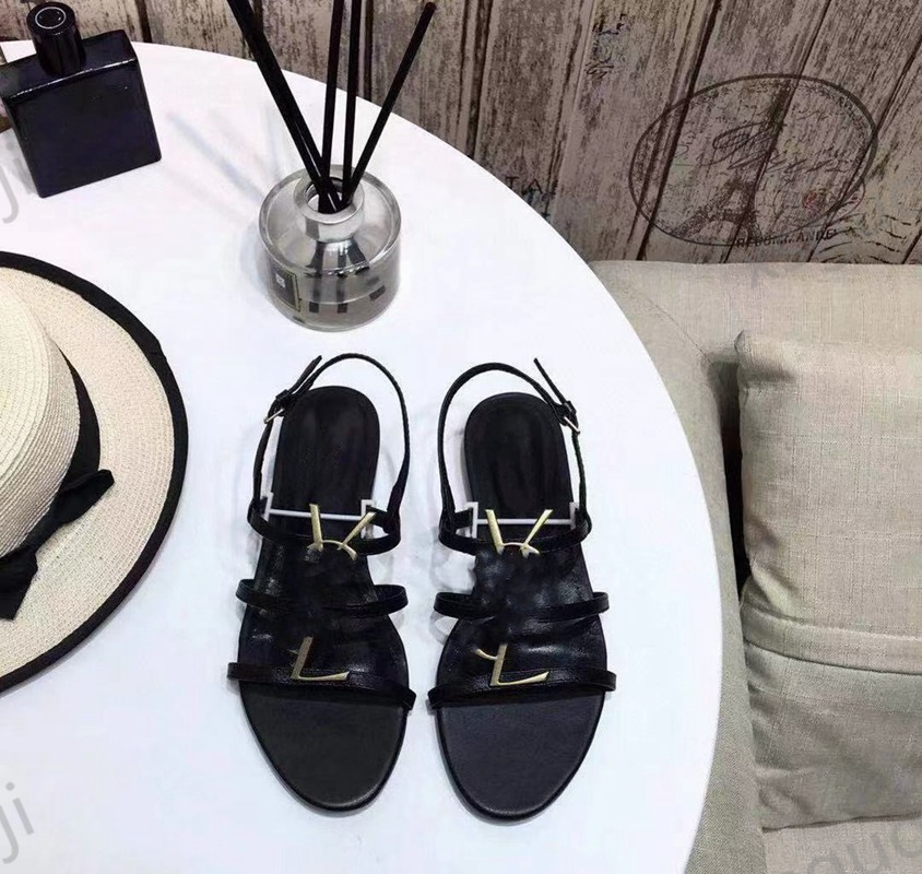 

2021 Fashion brand wonen slippers big flip-flops red sandals, Black;grey