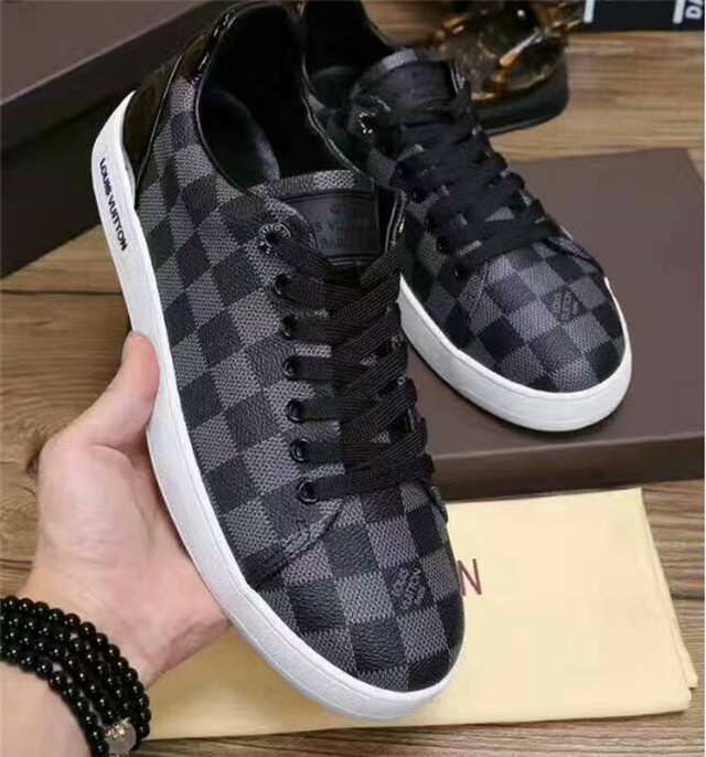 

2021 VITTON Men Sneaker Casual Shoes Low Top Flat Shoes Walking Embroidery Tiger Stars Shoes SIZE:38-46, Black