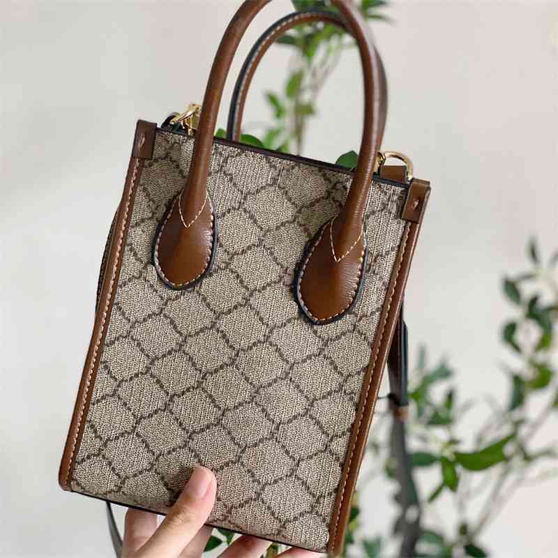 

Design Retro Mini tote2021 winter new mini tote flower hand diagonal small bag Handbags, Brown with old flowers