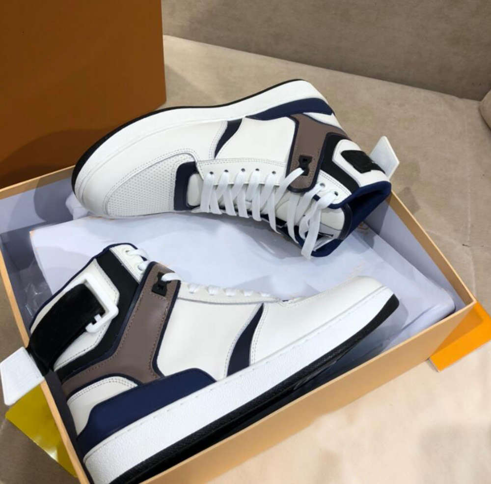 

Fashion designer luxury men WOMEN sneaker Rivoli sneaker boot casual shoes high top couple sports shoes wholesale vintage trainers SIZE 35-45, Box