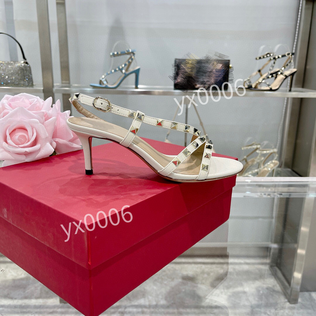 

2021 Canvas Casual shoes Luxurys Designers Womens Shoe Italy Green And Red Web Stripe Rubber Sole Stretch Cotton Low Top Mens Sneaker yh211127, Choose the color