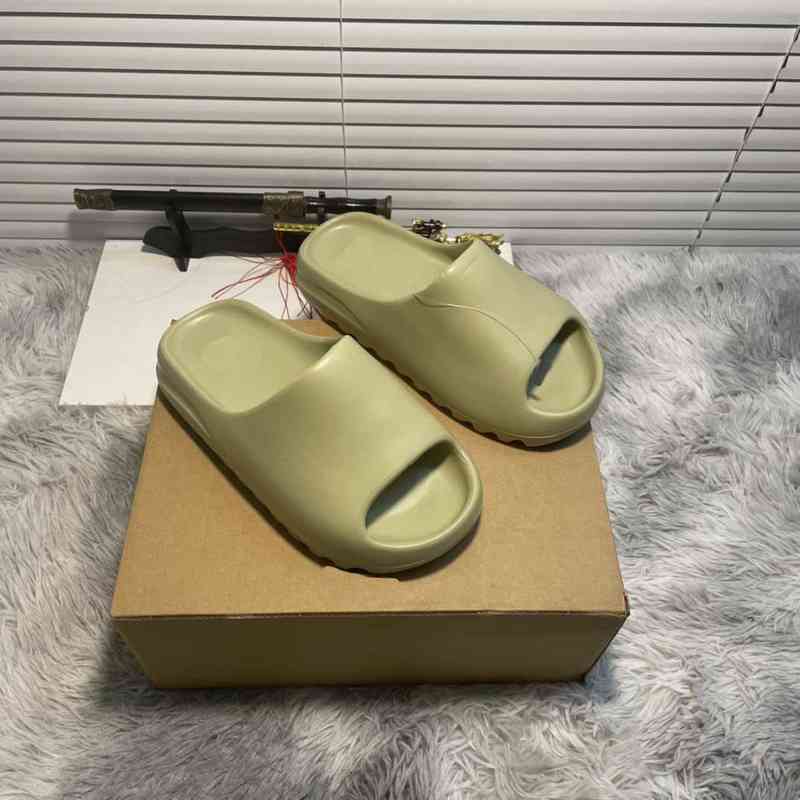 

Slippers Designer Moon Gray Foam Desert Sand Resin Sandals Summer Slides Runner Black Sandal Platform Slipper WIth Box X042, 12