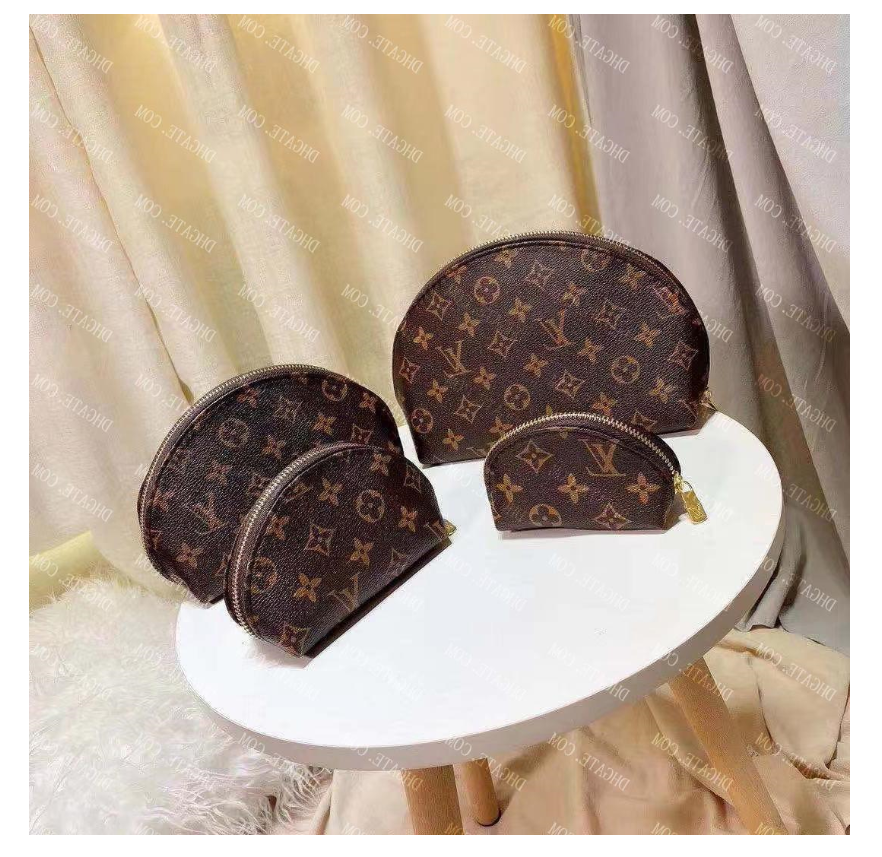 

LV LOUIS 1 VITTON Fashion Women cosmetic bags famous makeup bag designer 4 pcs travel pouch ladies purses toiletry bag, Red;black