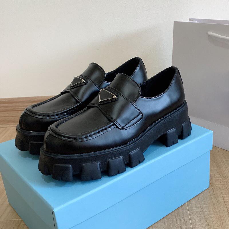 

Designer Monolith Women Shoes Black Shiny Leather Slipper Pointed Thick Bottom Loafers Rubber Platform Sneakers Chunky Round Head Sneaker
