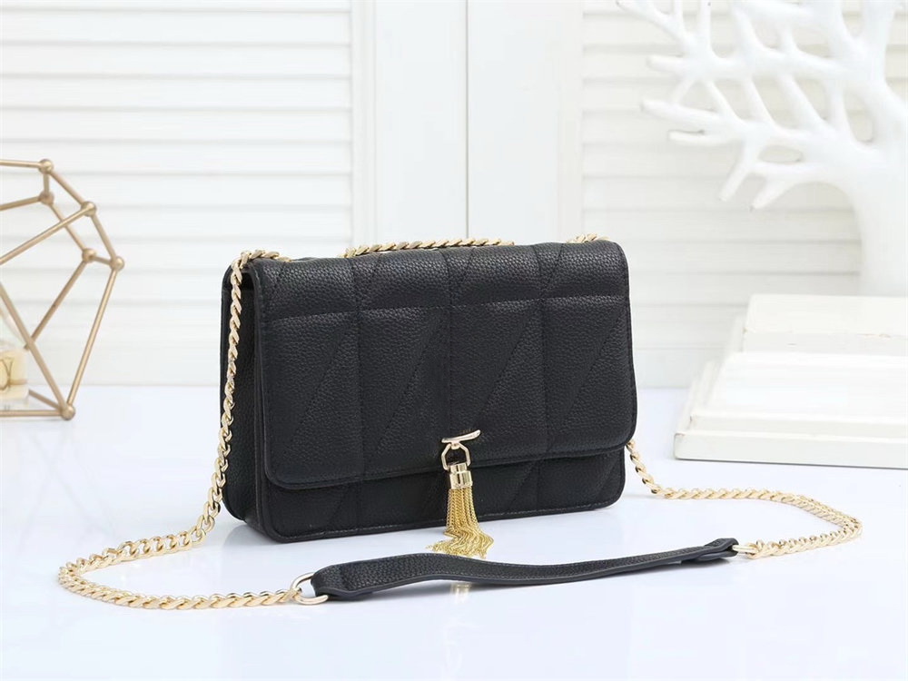 

New Fashion Famous Designer Shoulder Bag Pu Leather Soho Bag Disco Cross body Pure Color Flap Bags Women Handbag Purse 20cm*14cm*6cm wallet, Red