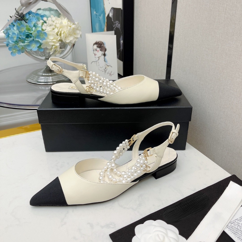 

new2022 Mary Jane early autumn sandals pointed flat bottom fashion Pearl leather back empty retro color matching flat documentary shoes commuter, White