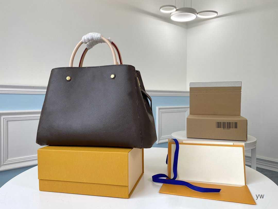 

Designers 2021 MONTAIGNE BB Handbags Leather Women Shoulder Bags Messenger Crossbody Purse Fashion Handbag Tote Wallet TS