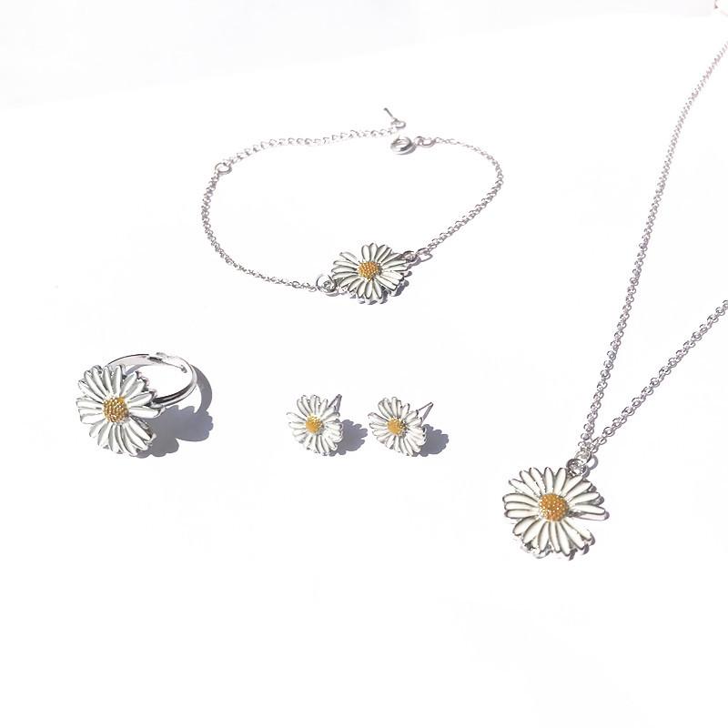 

Earrings & Necklace Trendy White Daisy Jewelry Set Ring Bracelet For Women Girls Fashion Flower Birthday Korean Design, Silver