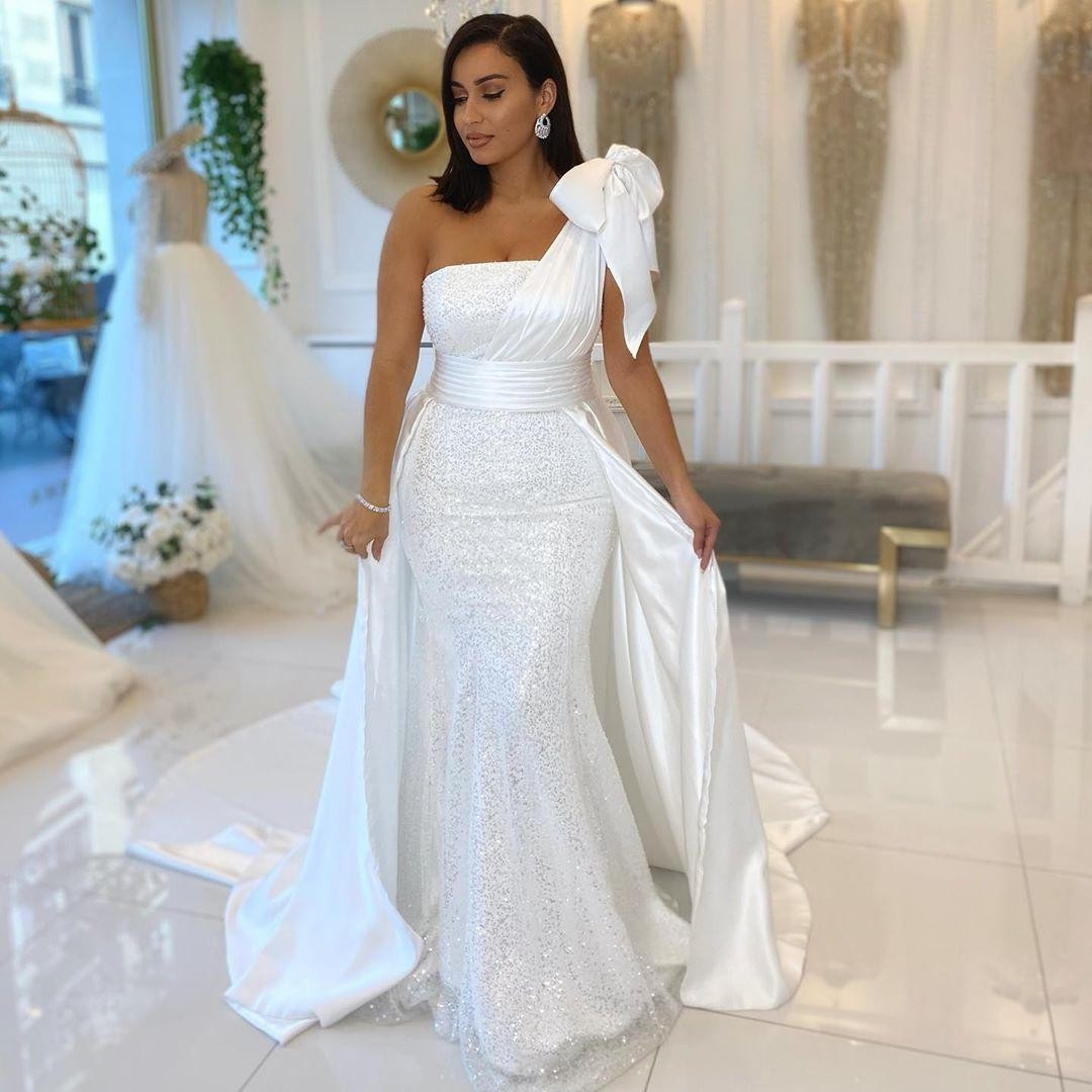 

One Shoulder White Sequined Mermaid Wedding Dresses With Bow Satin Train Pleats Overskirt Wedding Gowns Ribbons Bridal vestidos de novia Plus Size, Sage