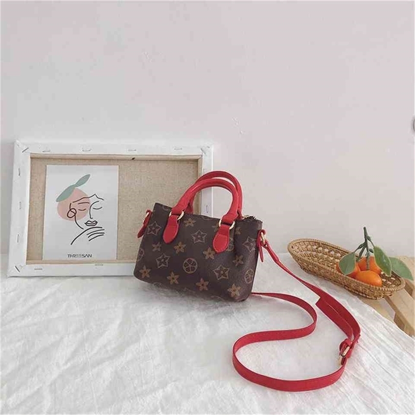 

Classic Retro designers handbag luxurys hand bag for kids girls totes pu leather flower print crossbody fanny pack purses tiktok messenger shoulder bags G61T1OD, Beige