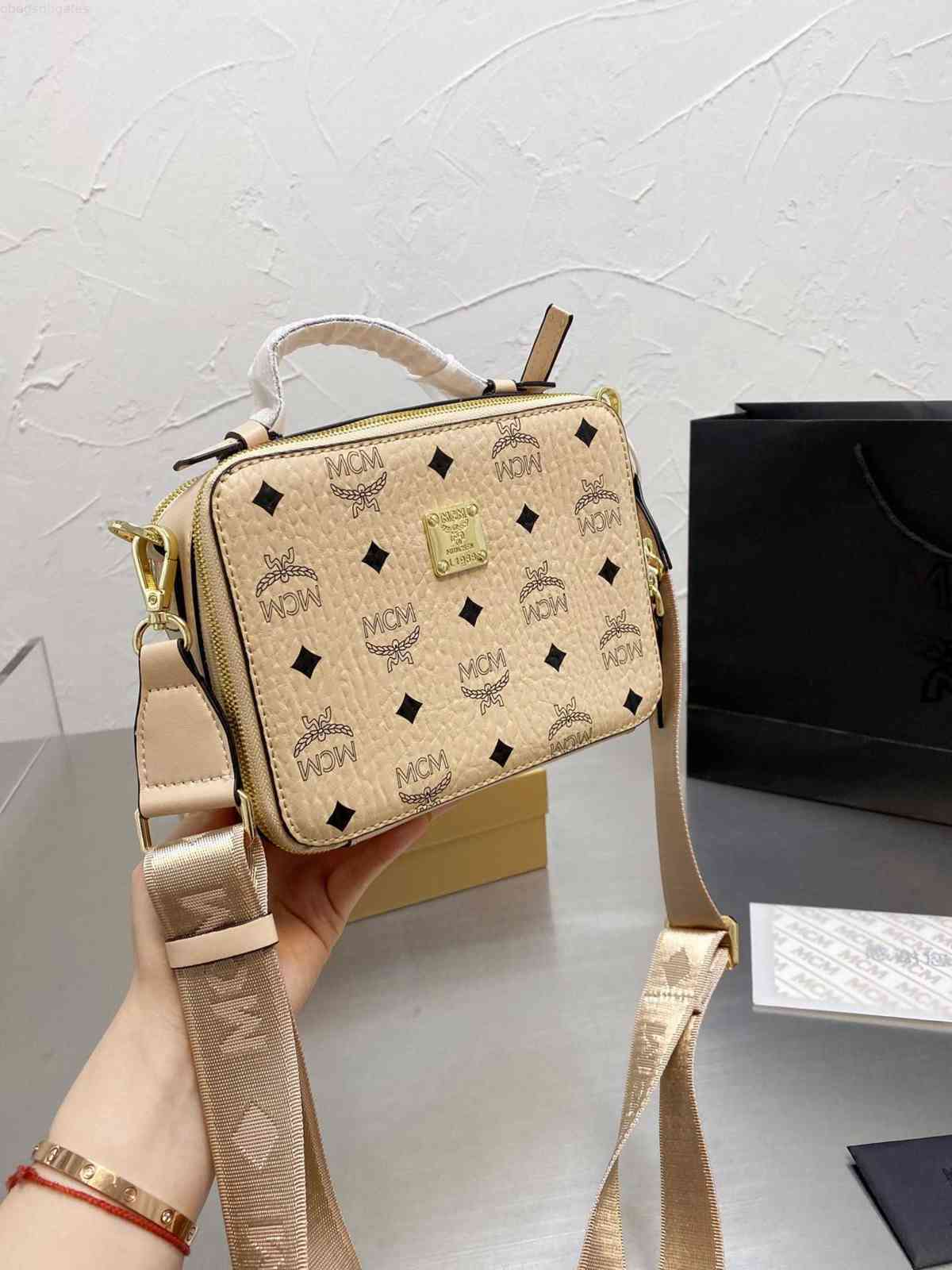 

Handbags Women Luxurys Designers Bags 2021 Designer Luxury Satchel Messenger Handbag Leather Strum Handbag Purses Totes mini Crossbody Bag CZML, No products