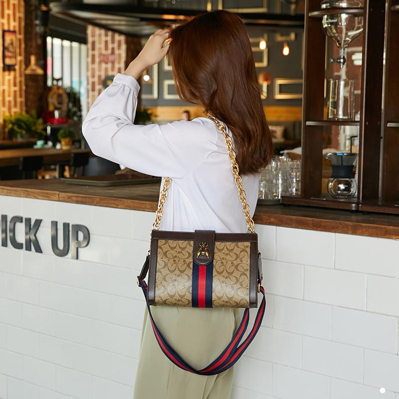 

2021 hangbags luxury designer leather Bags purses clutches totes shoulder Bag bee packet style lady women